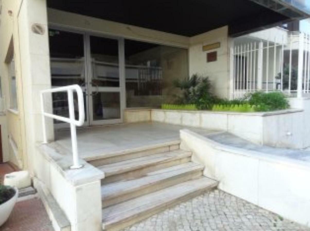 Beach Apartment... T1 With Swimming Pool Costa da Caparica Bagian luar foto